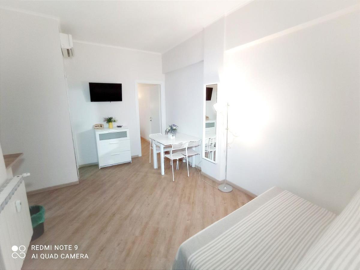 Domus Pio XI Bed & Breakfast Rome Exterior photo